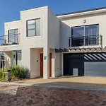 Songbird D\'Aria Cape Town Luxury House On Wine Estate