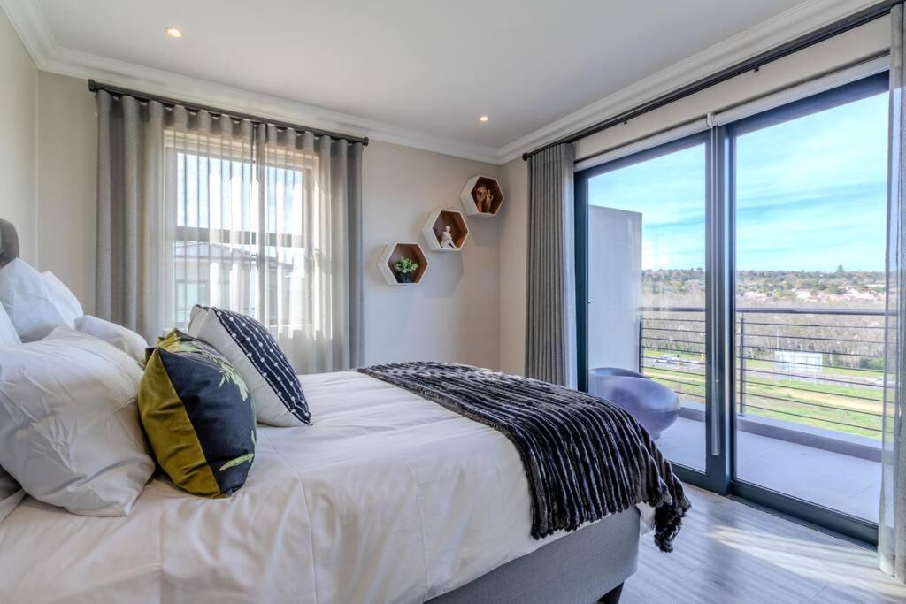 Songbird D'aria Luxury House On Wine Estate Cape Town